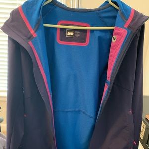 REI womens light weight jacket